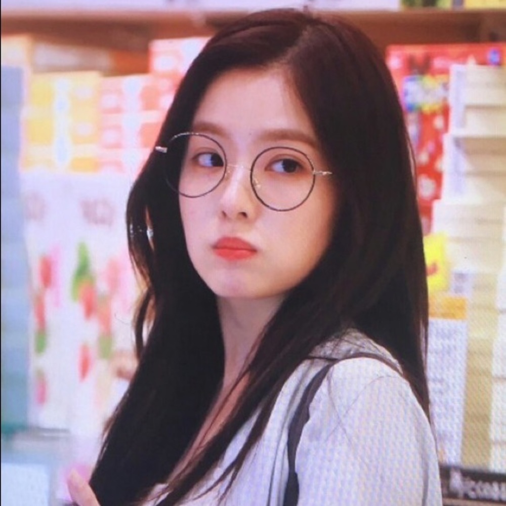 Meet your Posher, Bella